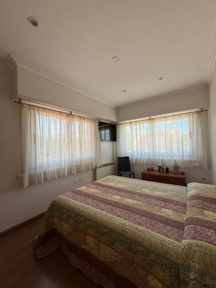 Chalet en venta 4 amb. Barrio San Carlos Mar del Plata