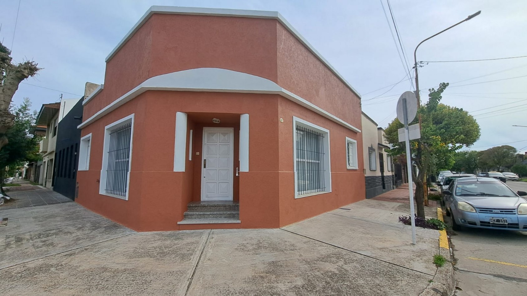 Venta Ph 3 Amb a la calle c/patio. Barrio San Jose Mar del Plata
