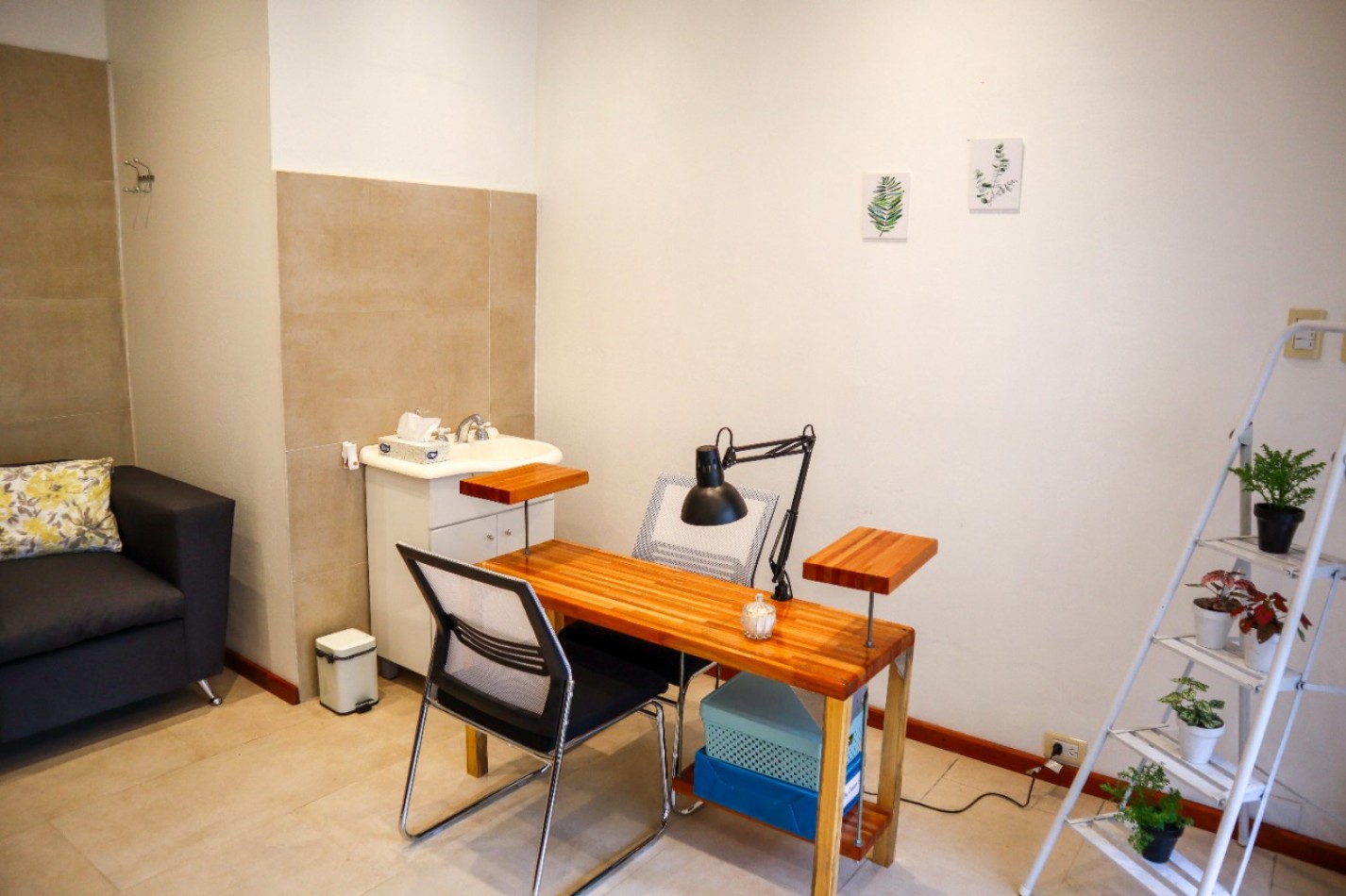 Venta en Block: Local (2 Consult.)+PH 3 amb.+Chalet 3 Plantas/Parque/Quincho. BoLa Perla Mar del Plata