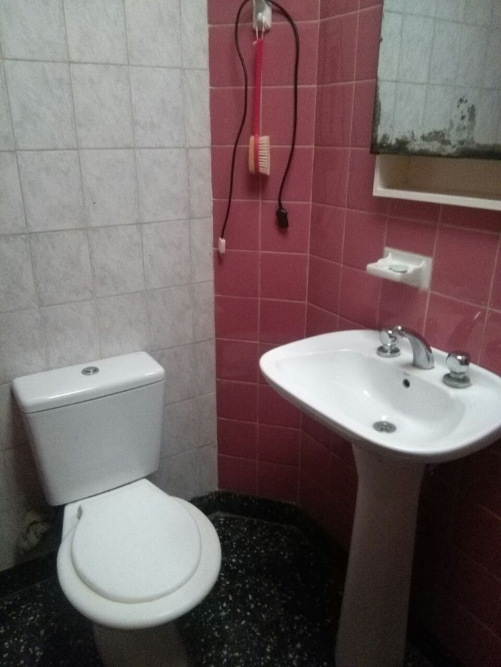 Venta en Block: Local (2 Consult.)+PH 3 amb.+Chalet 3 Plantas/Parque/Quincho. BoLa Perla Mar del Plata