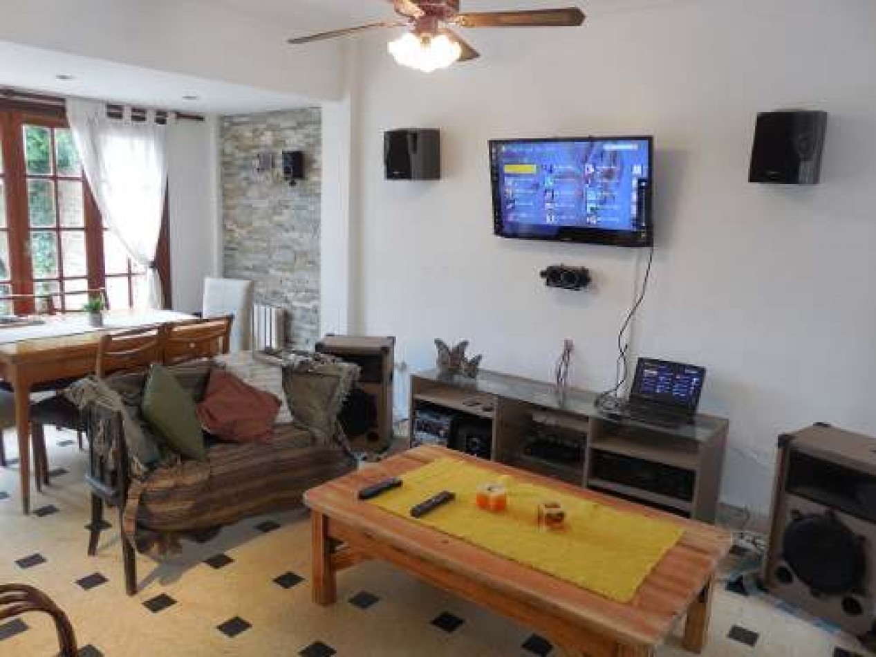 Venta en Block: Local (2 Consult.)+PH 3 amb.+Chalet 3 Plantas/Parque/Quincho. BoLa Perla Mar del Plata