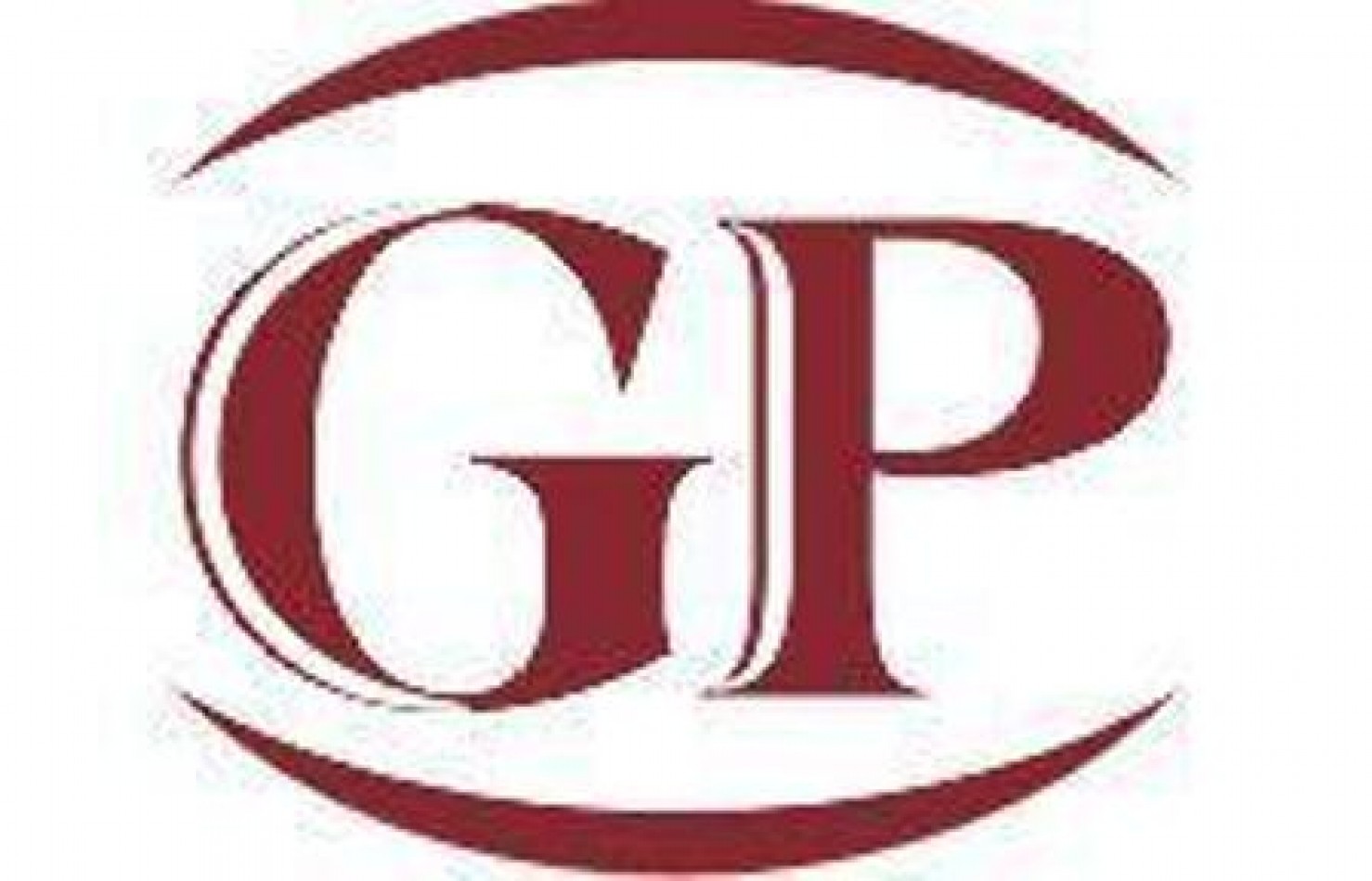 3 Amb. Complejo Centenario. Frente a la plaza