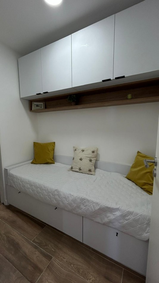 Vista al Mar Depto. 2 amb c/dep. Cochera doble. Punta Iglesia.