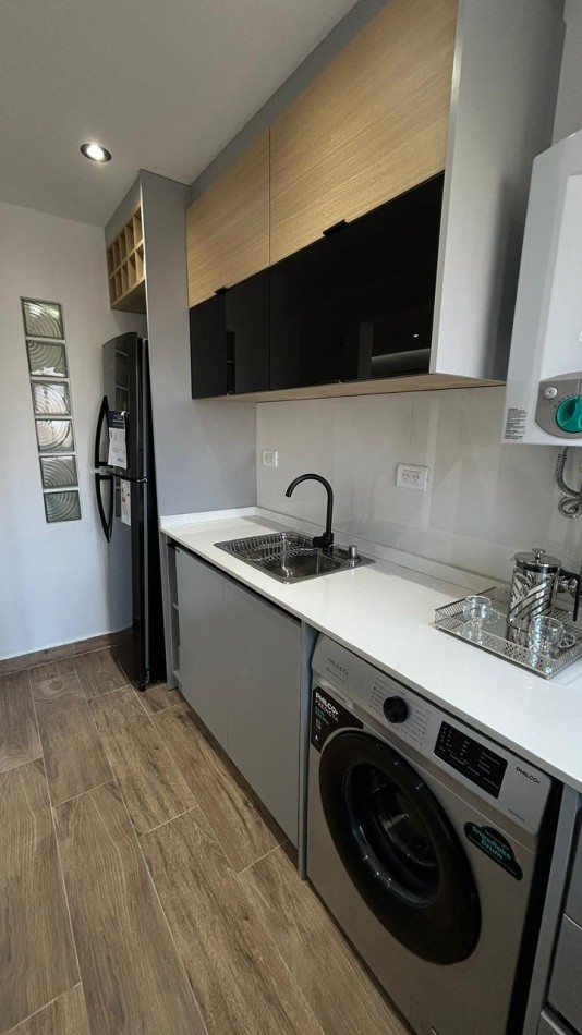 Vista al Mar Depto. 2 amb c/dep. Cochera doble. Punta Iglesia.