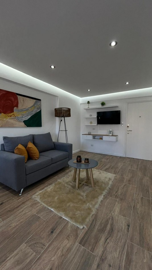 Vista al Mar Depto. 2 amb c/dep. Cochera doble. Punta Iglesia.