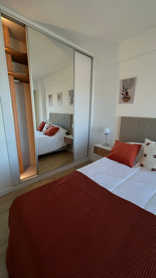 Vista al Mar Depto. 2 amb c/dep. Cochera doble. Punta Iglesia.