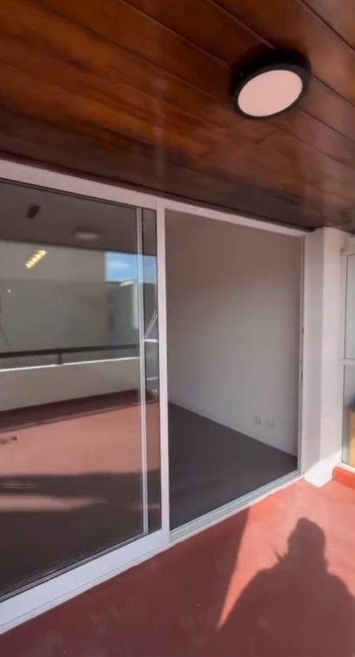 4 Ambientes con Terraza 40m2 + Cochera. Vista Exclusiva a Plaza San Martin