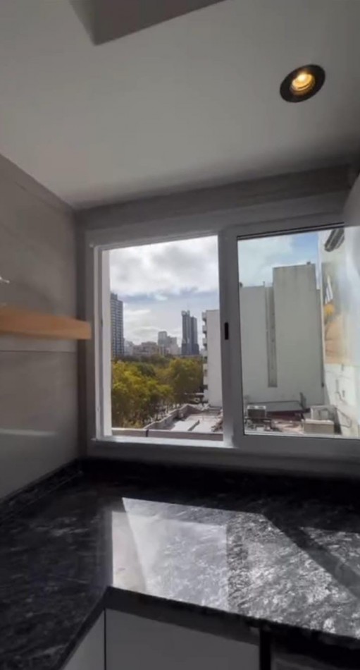 4 Ambientes con Terraza 40m2 + Cochera. Vista Exclusiva a Plaza San Martin