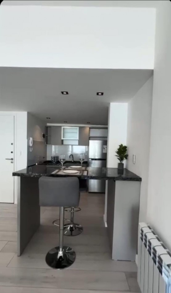 4 Amb.+Escrit. Terraza y Vista al Mar. Reciclado. Centro