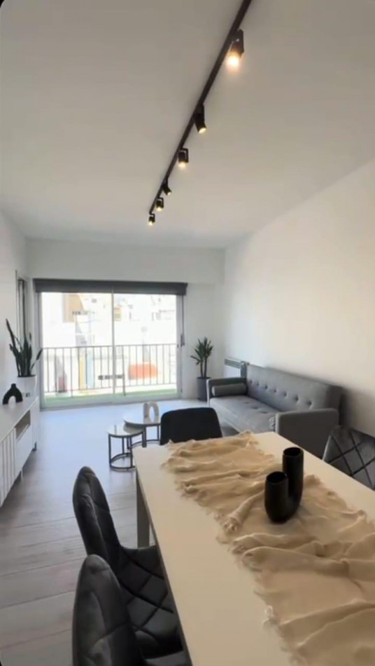 4 Amb.+Escrit. Terraza y Vista al Mar. Reciclado. Centro