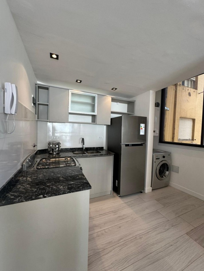 4 Amb.+Escrit. Terraza y Vista al Mar. Reciclado. Centro