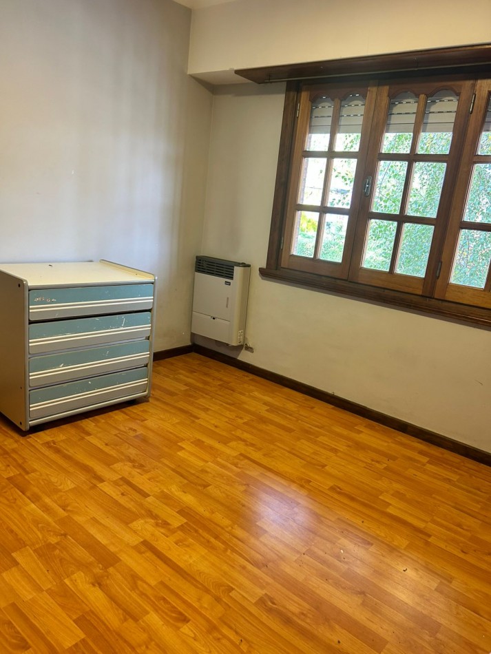 Chalet 4 Amb. Los Pinares. Apto credito. Permuta