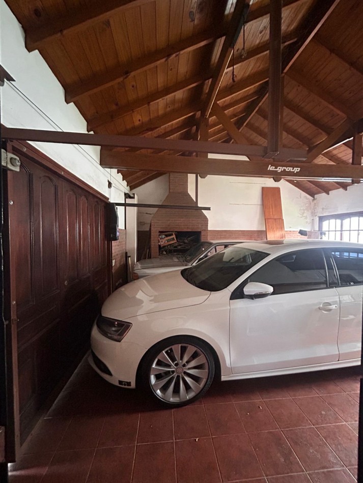 Chalet 4 Amb. Los Pinares. Apto credito. Permuta