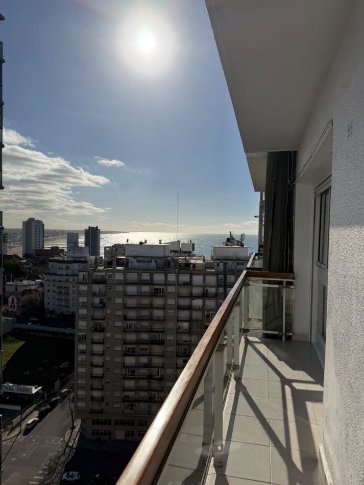2 ambientes c/balcon y Cochera. Vista al mar y panoramica , punta Iglesia, mar del plata