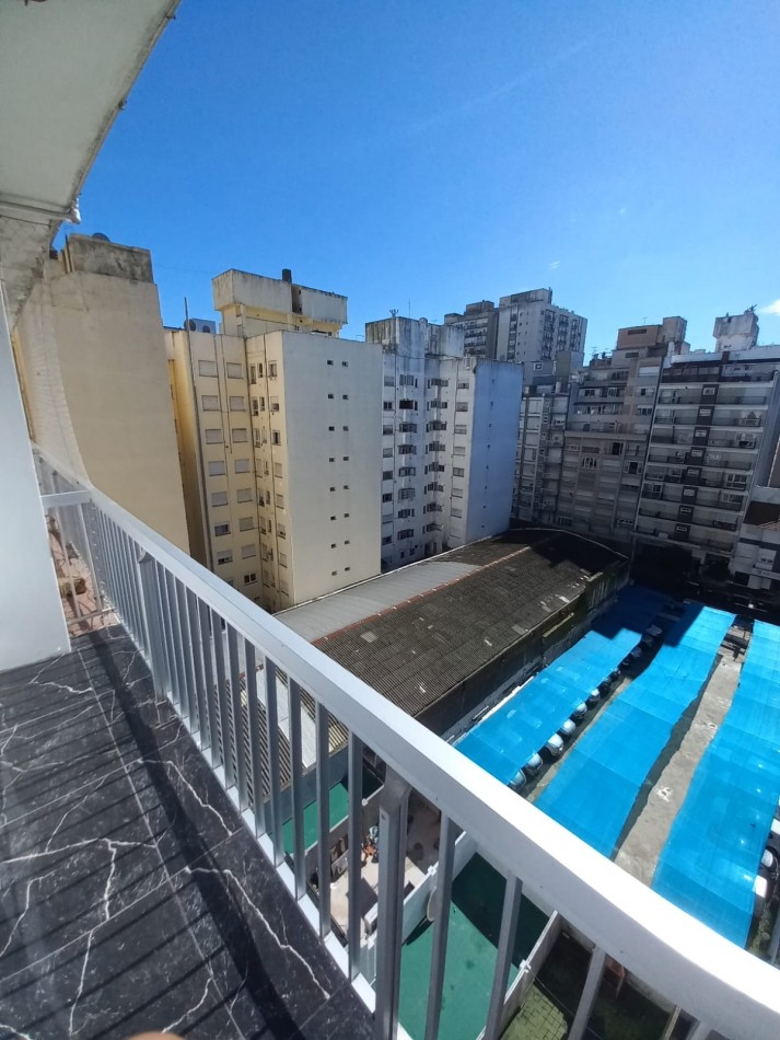 Departamento 1 Ambiente c/balcon. reciclado y amoblado.