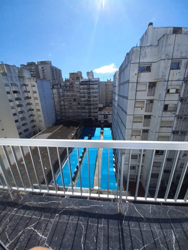 Departamento 1 Ambiente c/balcon. reciclado y amoblado.