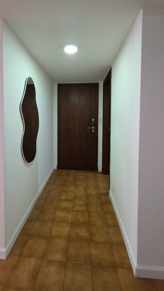 Depto 2 amb.c/depend c/balcon. Reciclado