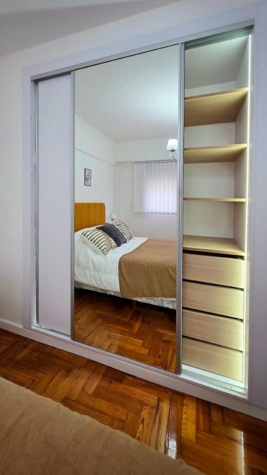 Depto 2 amb.c/depend c/balcon. Reciclado