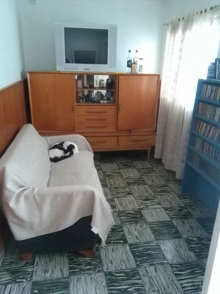 3 propiedades en block Chalet 6 dorm.+Local+PH 2 amb. Parque/Quincho A.Libertad 4300 Mar del Plata