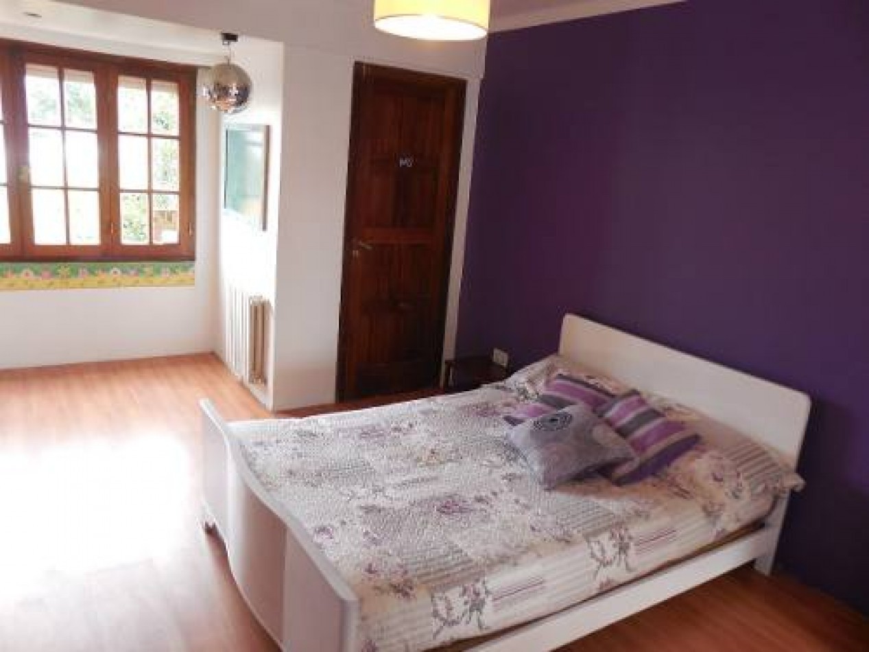 3 propiedades en block Chalet 6 dorm.+Local+PH 2 amb. Parque/Quincho A.Libertad 4300 Mar del Plata