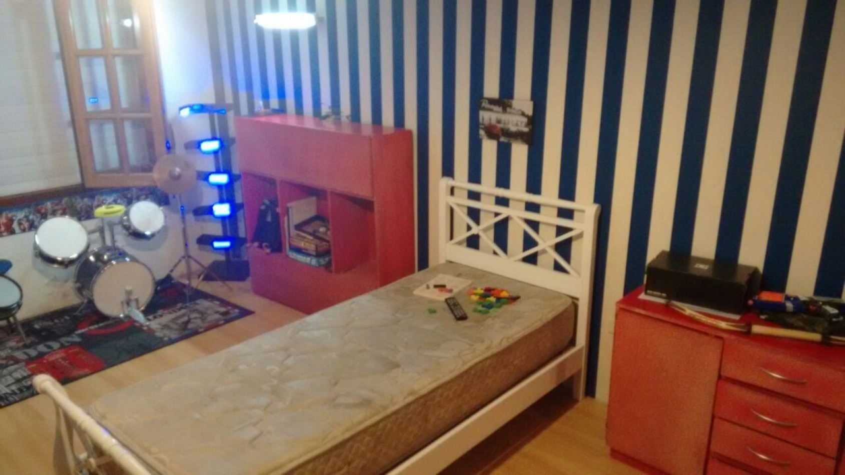 3 propiedades en block Chalet 6 dorm.+Local+PH 2 amb. Parque/Quincho A.Libertad 4300 Mar del Plata