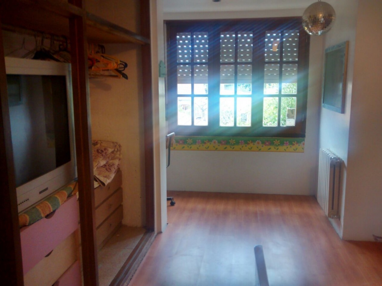 3 propiedades en block Chalet 6 dorm.+Local+PH 2 amb. Parque/Quincho A.Libertad 4300 Mar del Plata