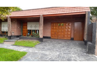 Chalet c/2 dtos en venta con renta Mar del Plata