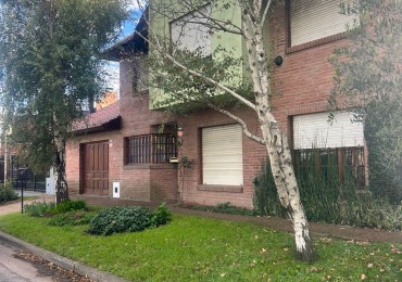 Chalet 4 Amb. Los Pinares. Apto credito. Permuta
